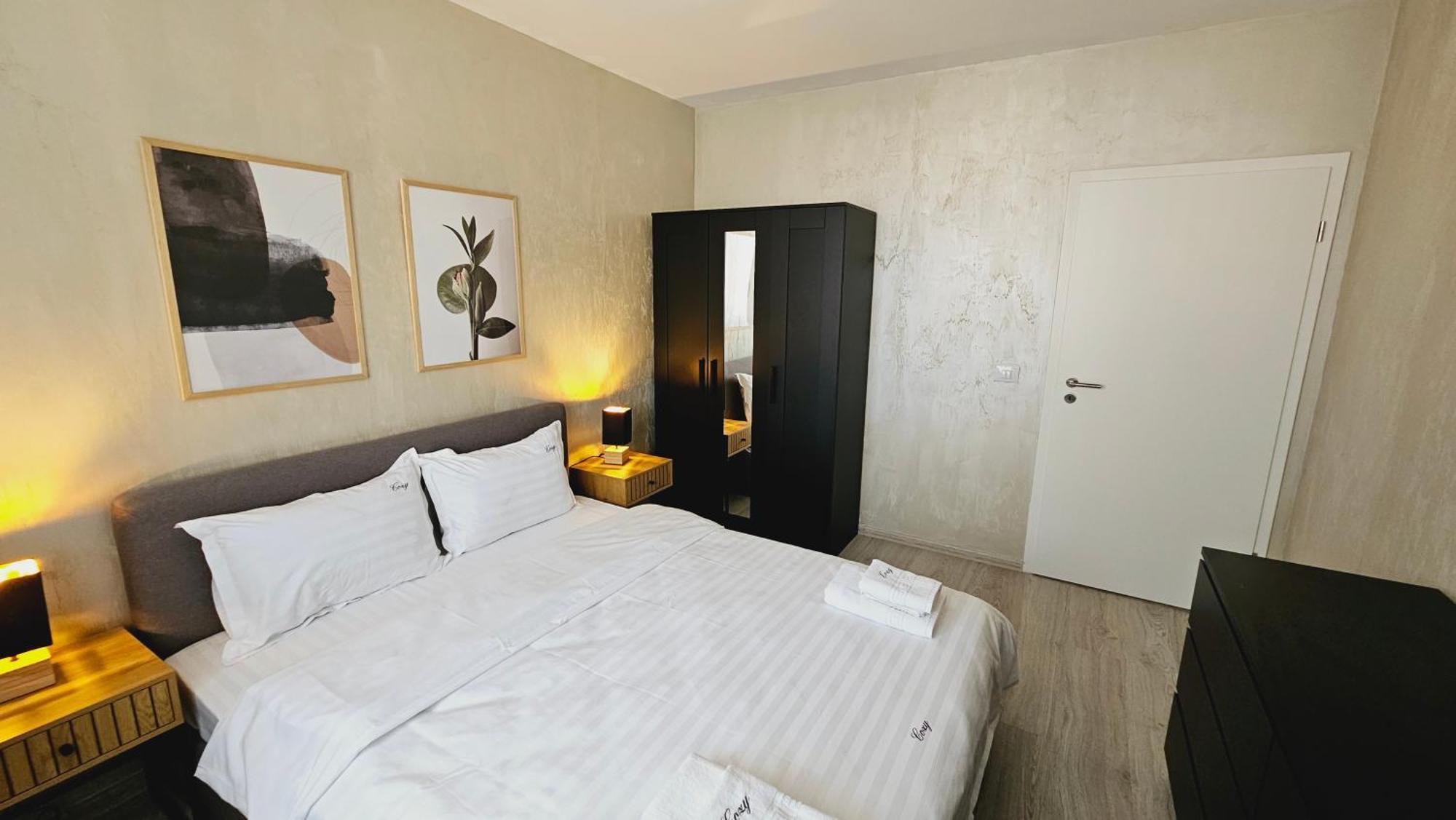 Cozy Apartments - Panoramic Suites Near Coresi Mall #Braşov Esterno foto